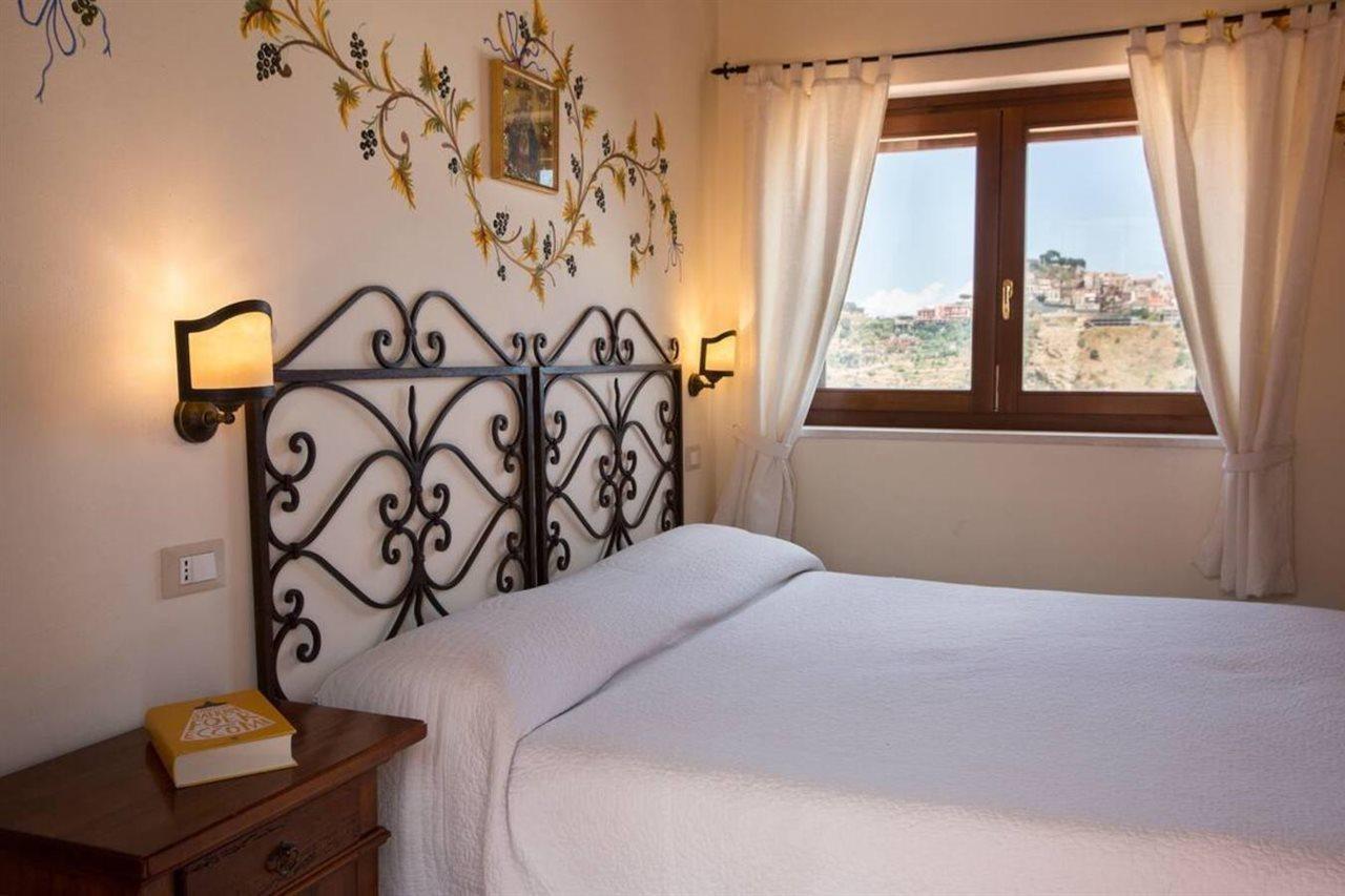 Penzion Casale Di Caterina Taormina Exteriér fotografie