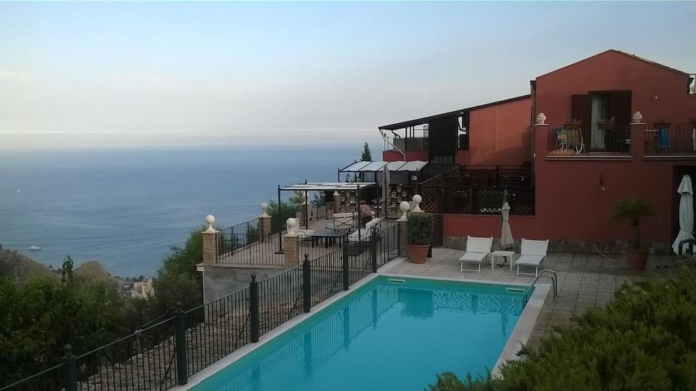 Penzion Casale Di Caterina Taormina Exteriér fotografie